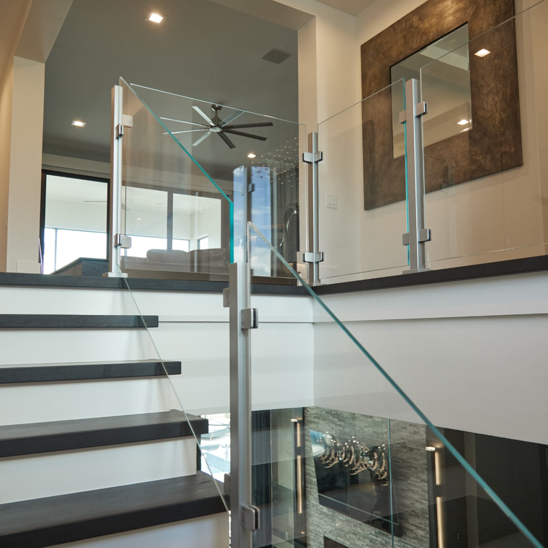 Balustrade Glass Railing System - Hailusmetal